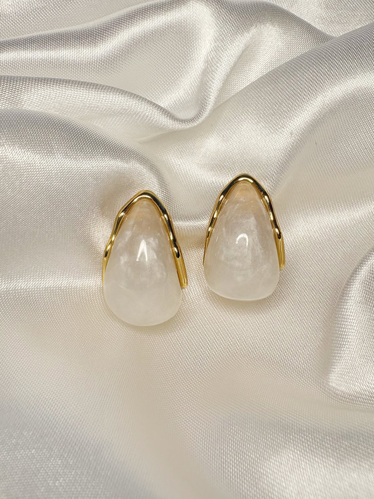 Gardenia Hoops