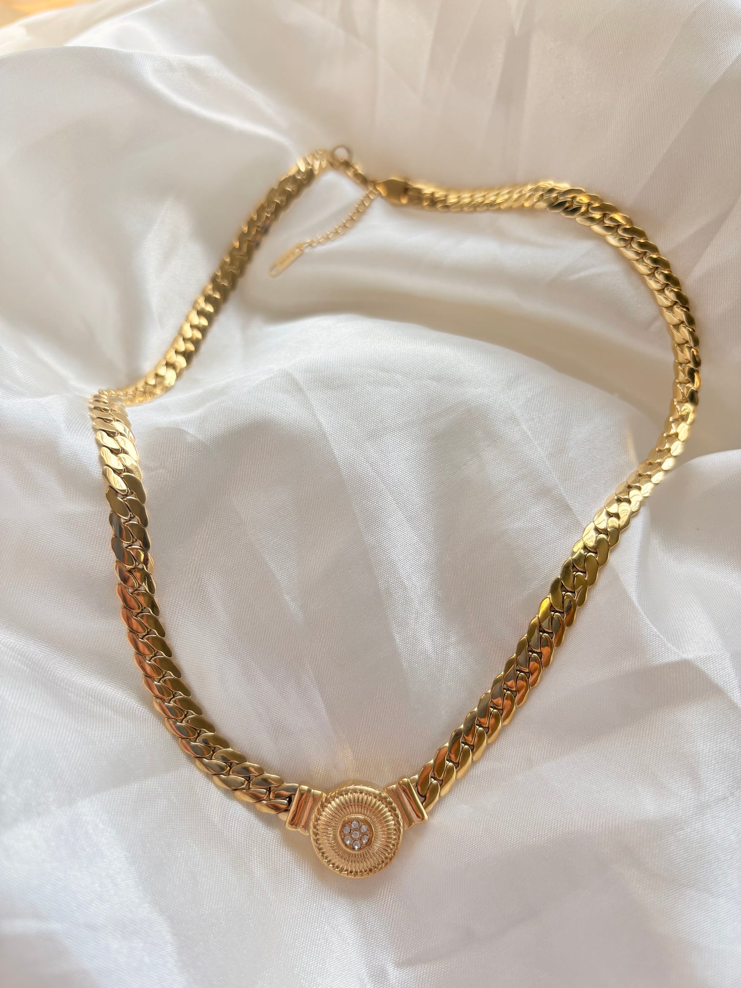 Magnolia Necklace